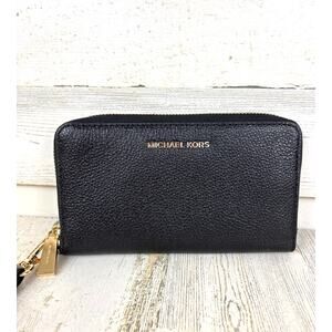Michael Kors Women Large Black Pebbled Leather Smartphone Wristlet Wallet Zip
